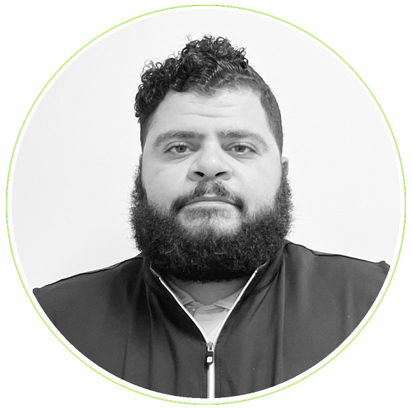 Mitch Schneider, Master Fitter and Builder 