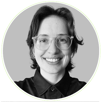 Molly Nelson, Master Fitter and Builder