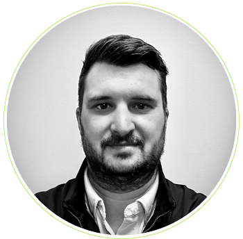 Jordan Rollins, Master Fitter and Builder 