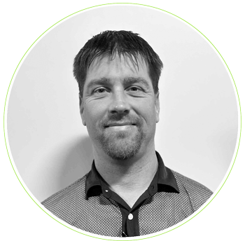 Cory Smith, Master Fitter and Builder