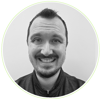 Shannon, Master Fitter and Builder 