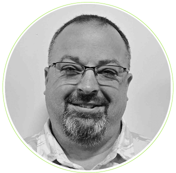 Neil Tew, Master Fitter and Builder